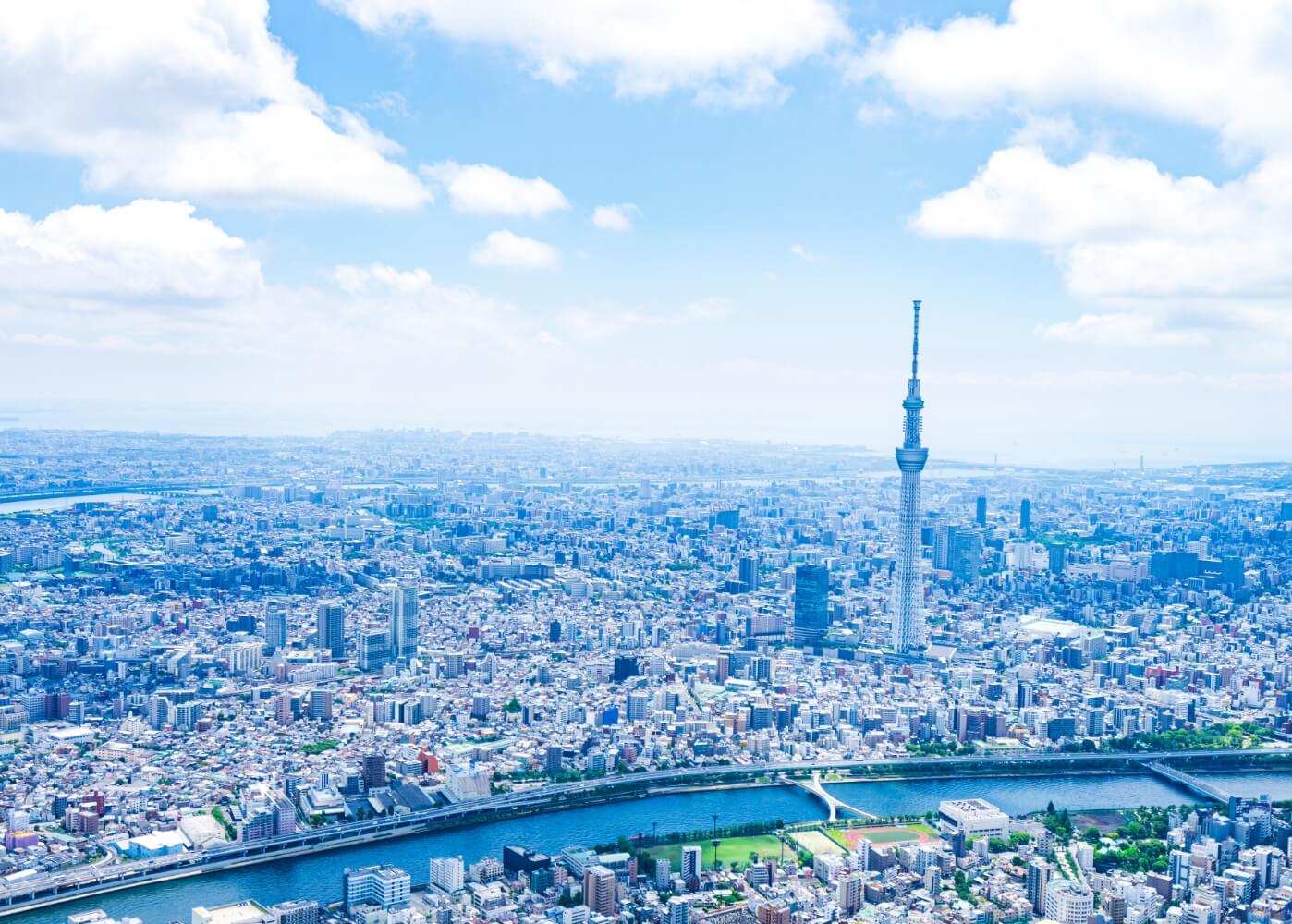 東京スカイツリーと隅田川周辺エリアの町並み